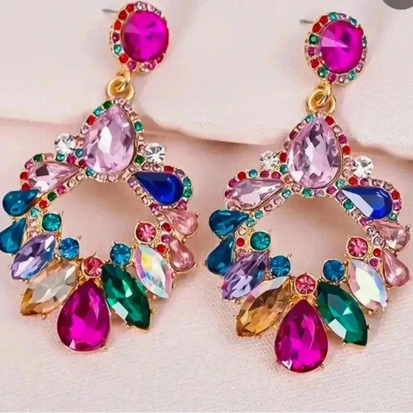 Multicolor Statement Earrings - Picture 4 of 4